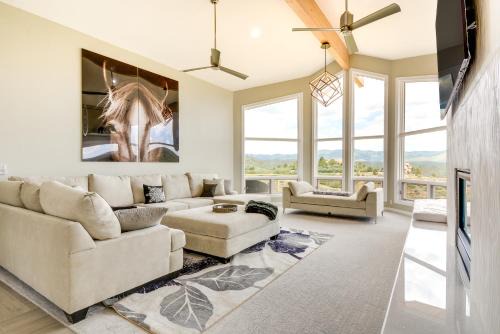 Lynx Mountain View Estates House | Prescott Gem Hot Tub and Mtn Views, 7 Mi to Dtwn