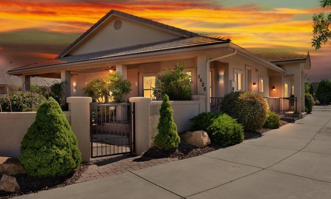 Prescott House | Prescott Luxury Home near Golf Course and Airport home