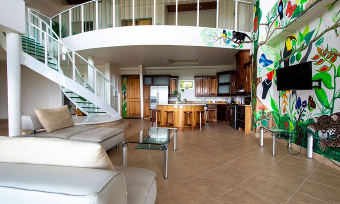 Naranjos Agrios Condo | PRESIDENTIAL PENTHOUSE SUITE! LAKE ARENAL VIEWS!