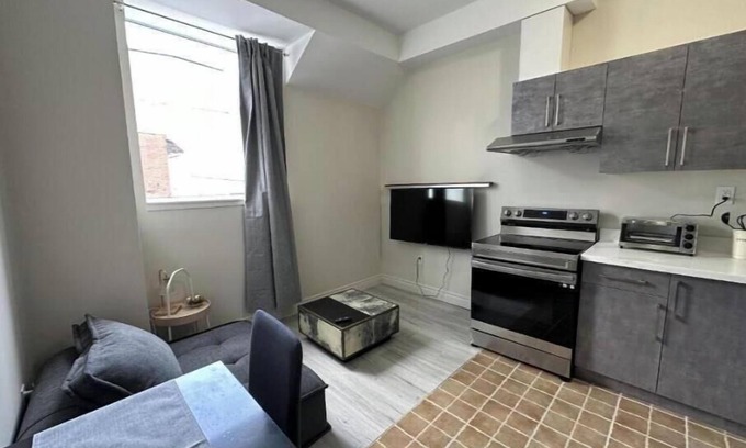 Durham Region Apartment | Presidential Suite