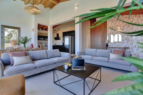 Caleta de Fuste Villa | Prestige luxe pacific ocean by sustainable energy