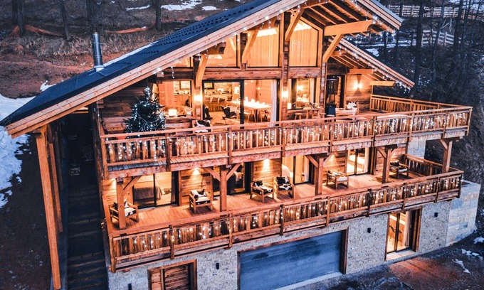 Allos Ski Chalet | Prestigious chalet at the foot of the slopes
