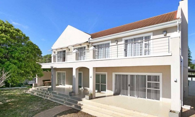 Cape Town Villa | Prestigious Villa
