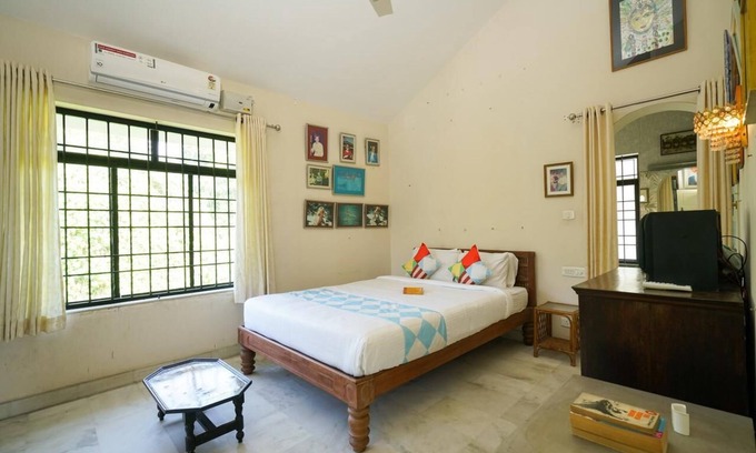 Kochi House | Pretentious 2BHK Island House Near Marine Drive