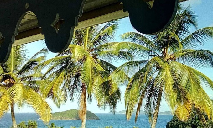 Sainte-Marie Villa | Pretty Creole Martinique villa rental