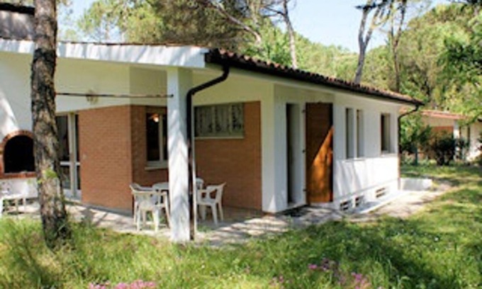 Lignano Riviera Villa | Pretty duplex for 5 guests in an oasis of greenery in Lignano Riviera
