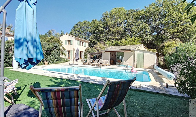 La Bastide-des-Jourdans Villa | PRETTY VILLA 8 BEDS WITH SWIMMING POOL