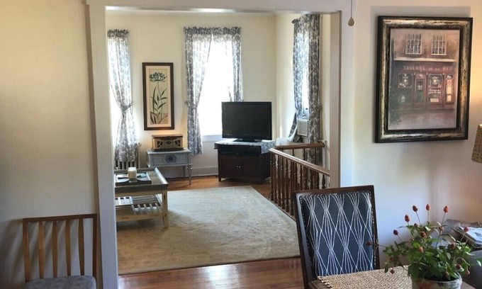 Winchester Apartment | Pretty Little Apt by the Train II