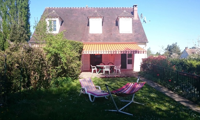 Samois-sur-Seine House | Pretty quiet house in charming village (SAMOIS / SEINE near Fontainebleau)