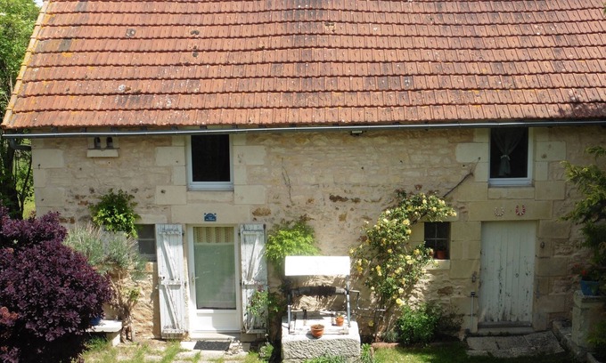 Salles-en-Toulon House | PRETTY RENOVATED STONE HOUSE
