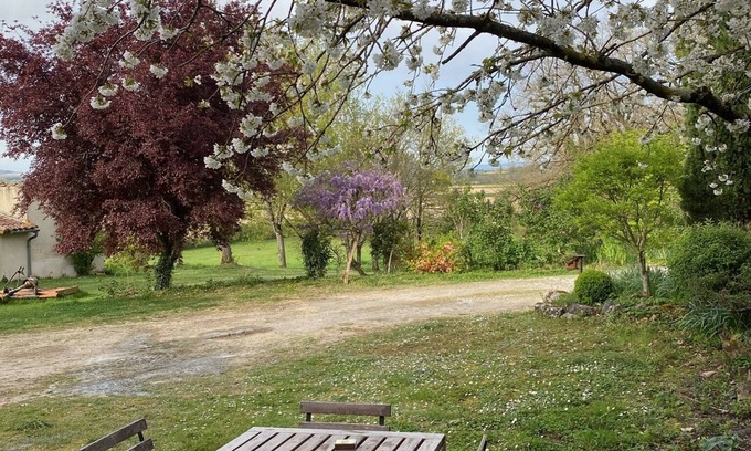 Belleserre Other | Pretty renovated farmhouse