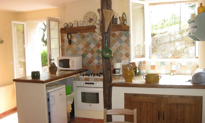 Consegudes Cottage | Pretty small house in hinterland of Nice, surrounded by nature