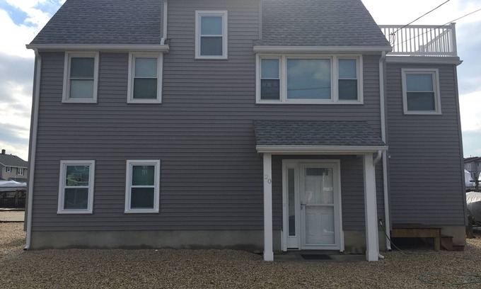 Beach Haven Gardens House | Price reduction - Marina and gorgeous sunsets