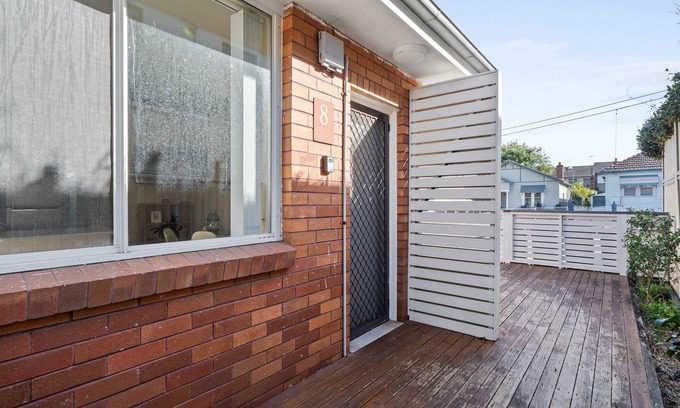 Mayfield Apartment | Prickly Pear Stays in Mayfield