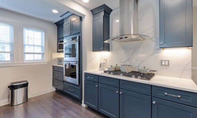 Highland Park House | Prime Boston Location: Spacious 5BR, 6 Beds, 2.5 Baths, Sleeps 12, Free Parking!