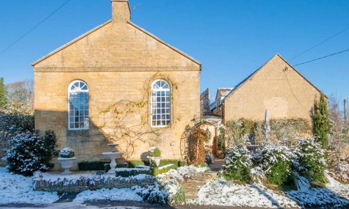 Longborough House | Prime Cotswold Location | The Old Chapel Longborough