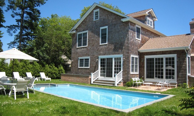 Village of East Hampton House | Prime East Hampton Village Location. Heated Pool. Walk To All!