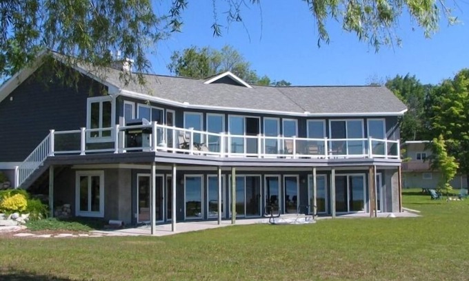 Rapid City House | Prime Elk Lake Piece of Heaven ~ Sandy Beach ~ Includes Kayaks And A Paddle Boat