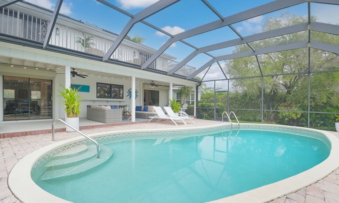 Royal Harbor House | Prime Location Close to Downtown Waterfront/Boatslip 3 Bedroom 3 Bath Pool Home