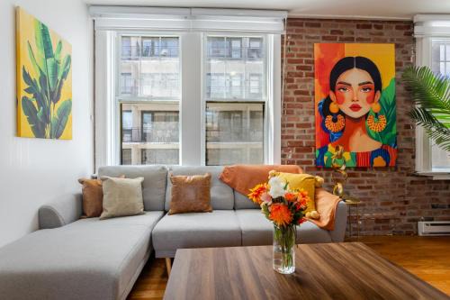 Shaughnessy Village Apartment | Prime location Lovely 3BR downtown MTL