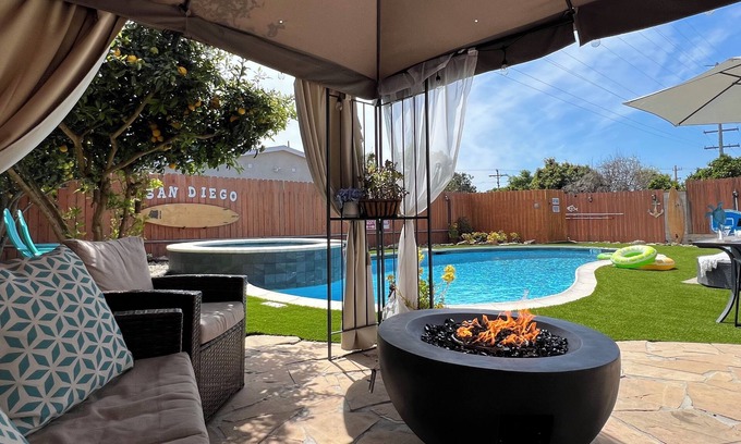 North Clairemont House | Prime Location: Lux 4BR w Pool/Spa/Cabana/Firepit