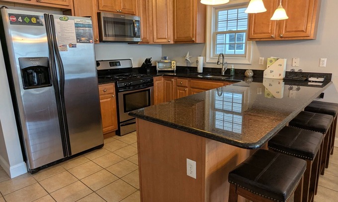 North End Condo | Prime Location Ocean Side of Asbury - Beautiful 4BR 2BA - WiFi and Wii