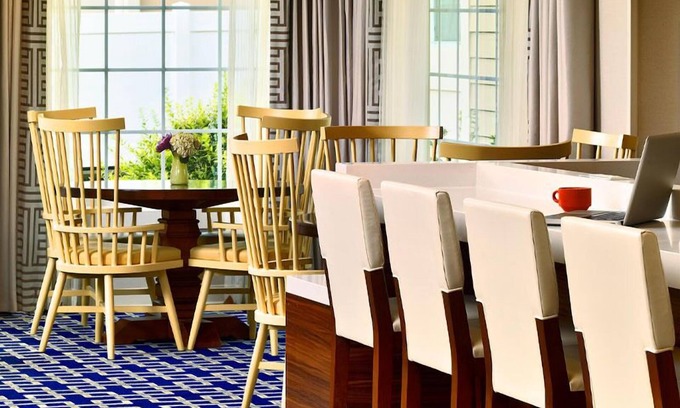 Monmouth Junction Hotel | Prime Location! Stay in Princeton! Enjoy Outdoor Pool and Free Breakfast!
