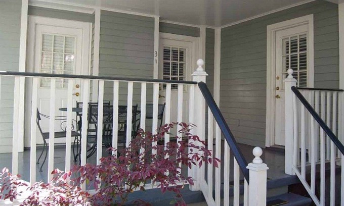 New Orleans Hotel | Prime location, Walk to all the French Quarter attractions. Ideal for groups.