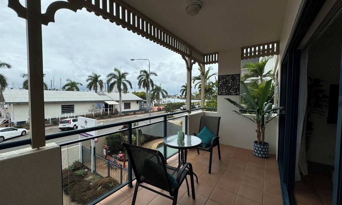 South Townsville Apartment | Prime Position at Park Regis