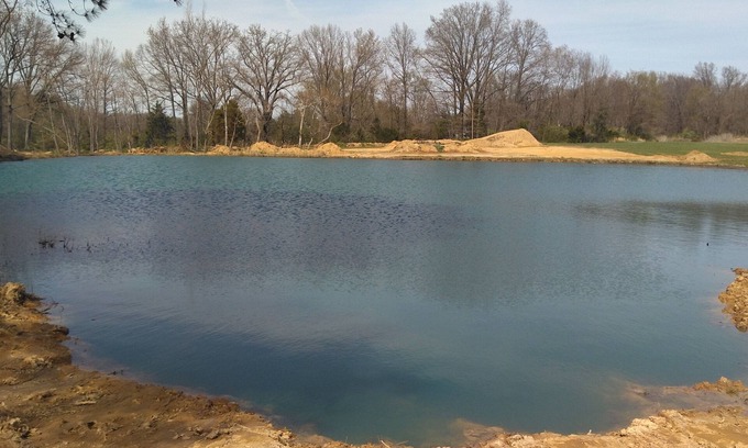 West Frankfort RV Rental | Primitive campsites, pond, wildlife, campfires