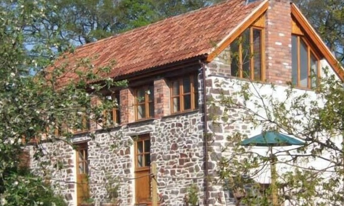 Burrington Cottage | PRIMROSE COTTAGE, family friendly, with open fire in Kings Nympton