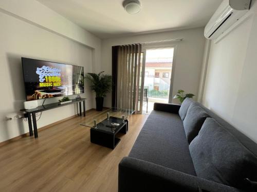Ayios Dhometios Apartment | Prince Boutique Apartment/1BR