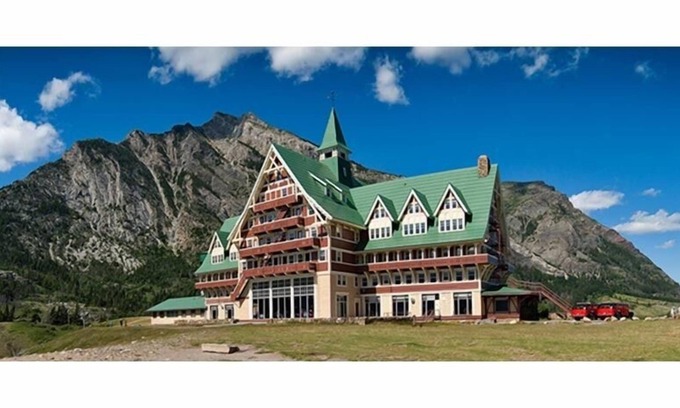Waterton Park Hotel | Prince of Wales Hotel