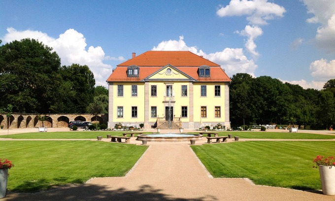 Siebleben Other | Princely living in the castle, FEWO I