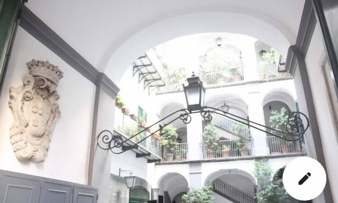 Quartieri Spagnoli Apartment | Princess Palace Naples