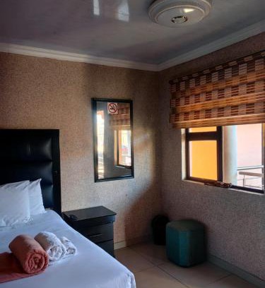 Greater Johannesburg Metropolitan Area Apartment | Princeville Guest Lodge