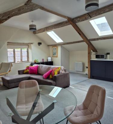 Southam Apartment | Priors Marston
