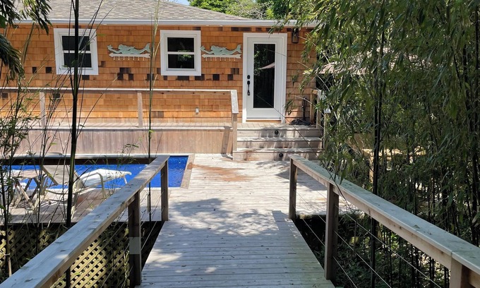 Long Island House | Pristine 7BR 4.5BA house w/heated Pool at Fire Island Pines 500' to ocean