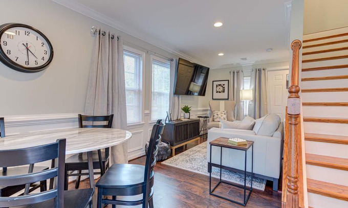 Middleburg House | Pristine Middleburg Home with 2 Bedrooms 1 Bath