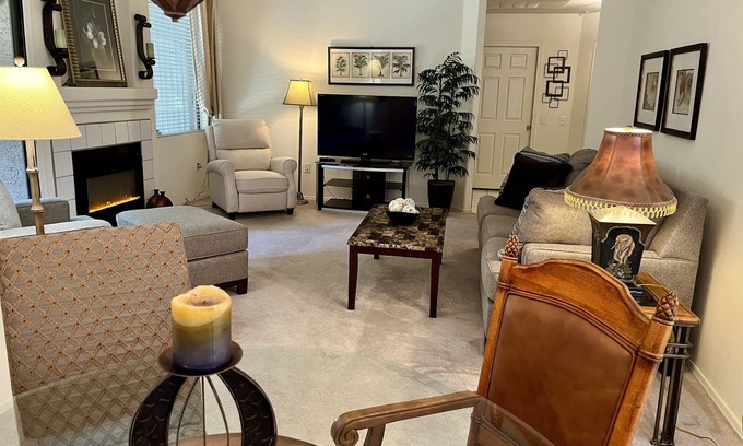 North Scottsdale Condo | Pristine Resort Quality, Gated, Sunny First Floor End Unit, 30 Day Min.n