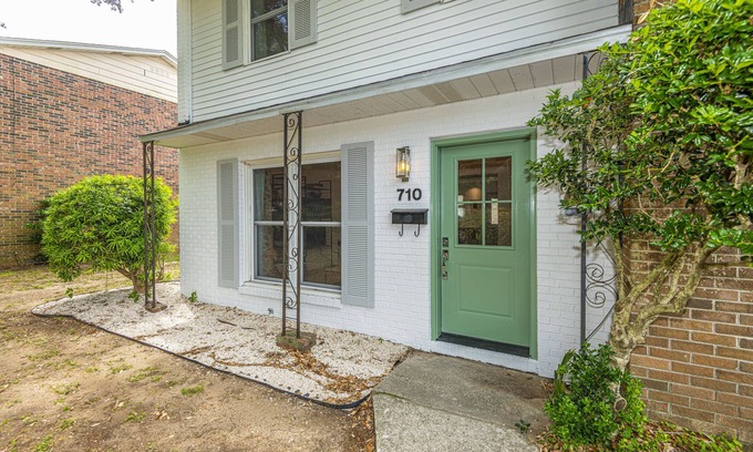 Old Village House | Pristine Townhouse - Beach, Charleston, Pool, Low Country Fun