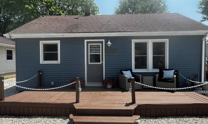 Harwich Cottage | Pristine two bedroom cottage with everything you need. Minutes to beach!