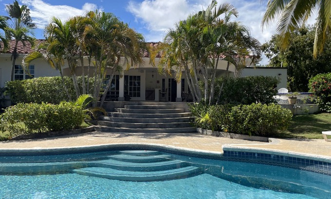 Las Lajas House | Private Pool House with Jacuzzi in Coronado