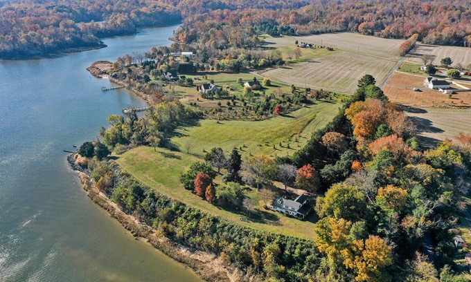 Montross Cottage | Privacy and space with world class views