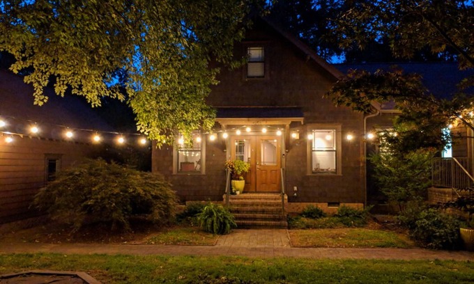 Westerwood Apartment | Private 1 Bed, 1 Bath Arts & Crafts Charmer Near UNCG, Downtown