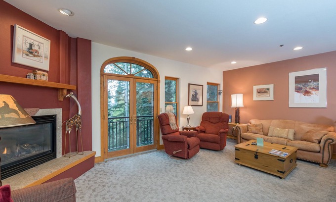 Mountain Village Condo | Private 1-Bedroom Condo With Forest View, Pool and Hot Tub