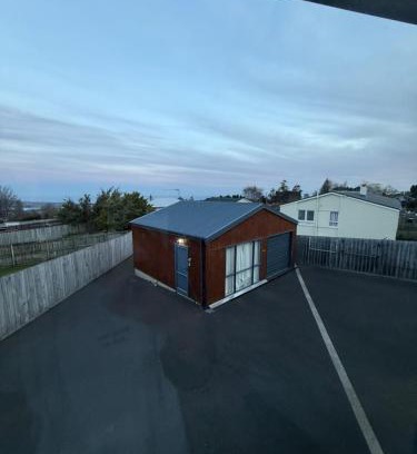Dunedin Apartment | Private 1 br mini house