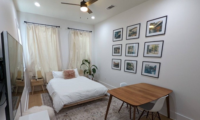 Milan House | Private 1 BR Uptown Gem! Walk to St. Charles!