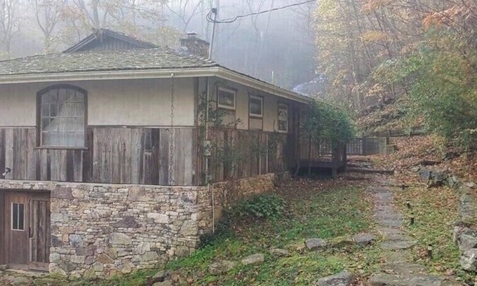 Independence Cottage | PRIVATE 150FT WATERFALL RIGHT OFF DECK! Rustic, Asian inspired.
