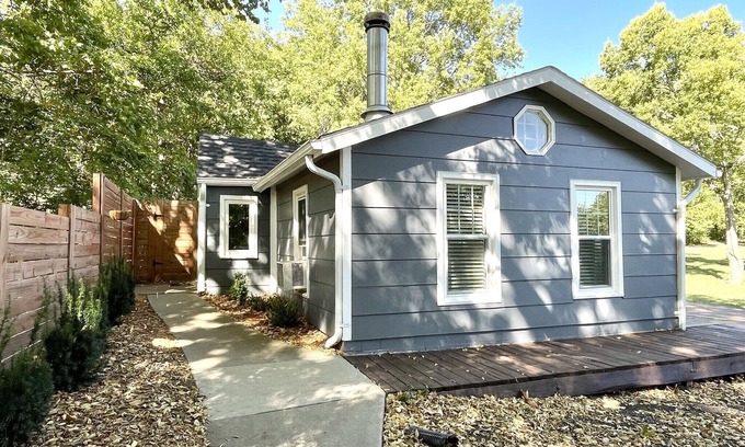 Louisburg House | Private 3 Acre Bungalow
